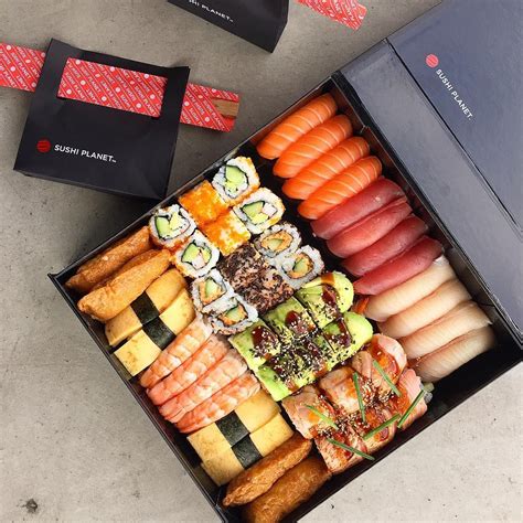 Sushi takeaway